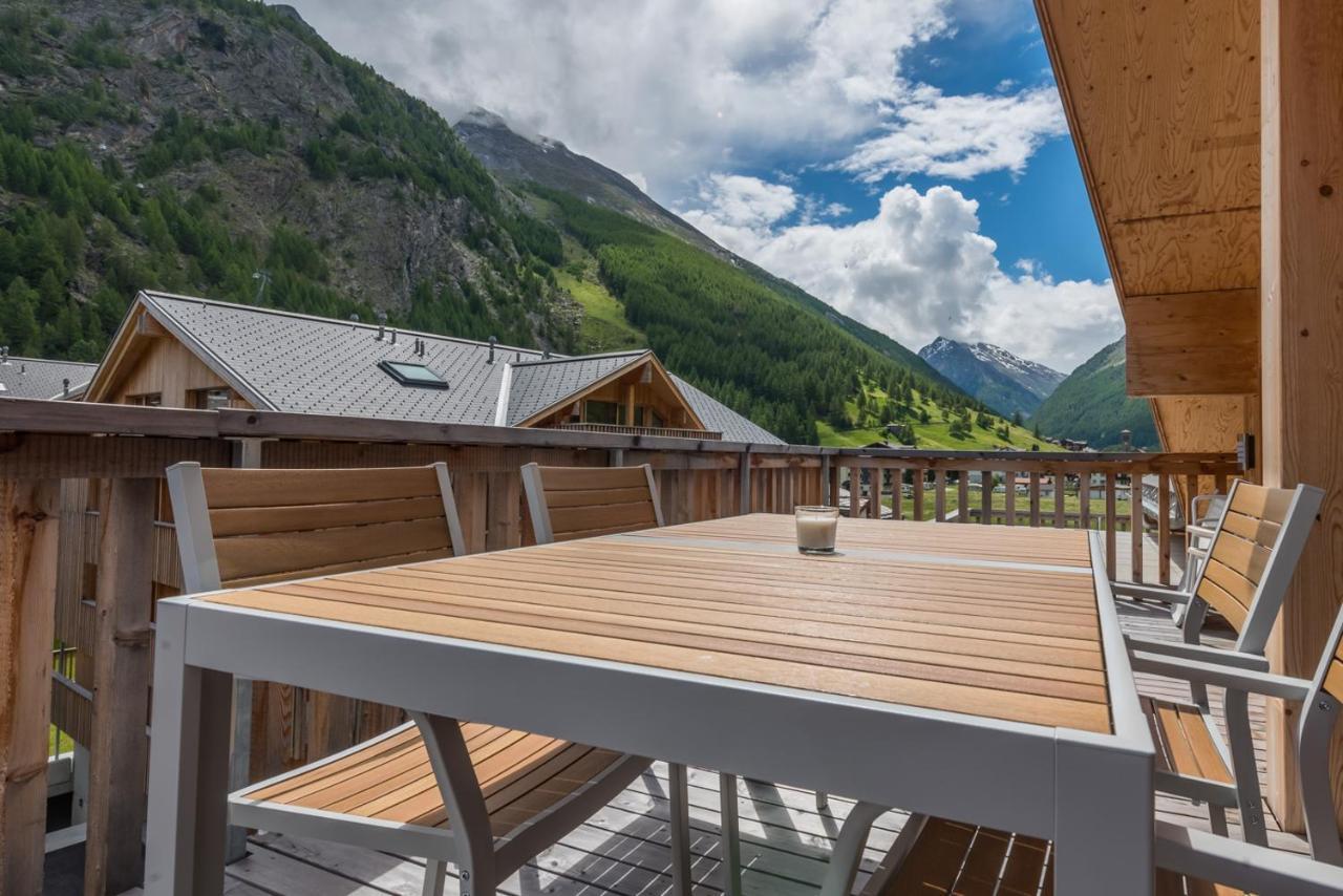 Montela Hotel & Resort - Suiten Saas-Grund Ngoại thất bức ảnh