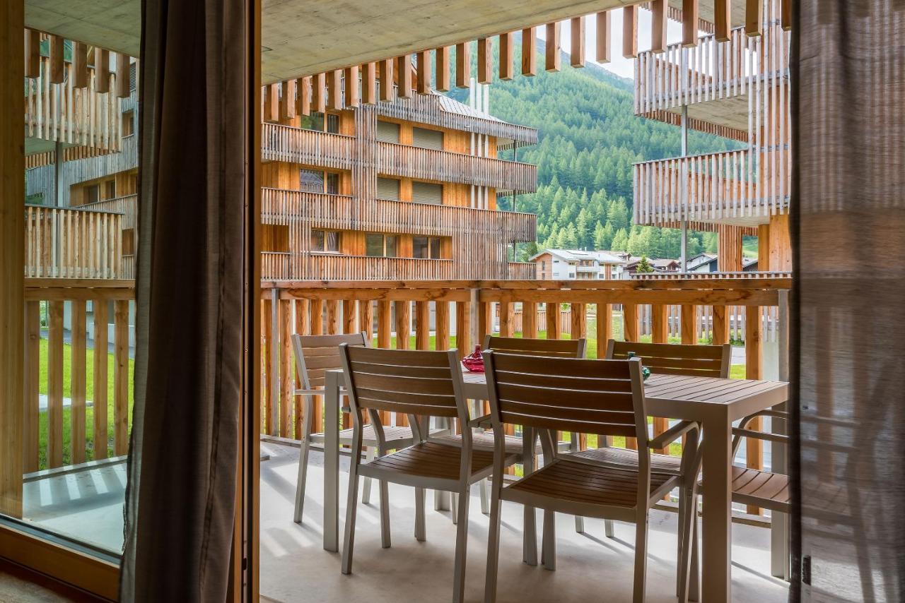 Montela Hotel & Resort - Suiten Saas-Grund Ngoại thất bức ảnh