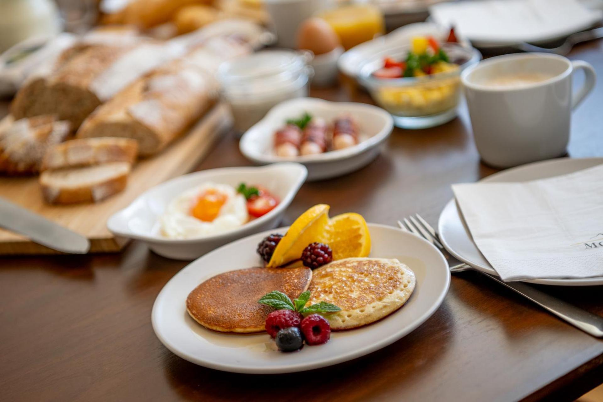 Montela Hotel & Resort - Suiten Saas-Grund Ngoại thất bức ảnh