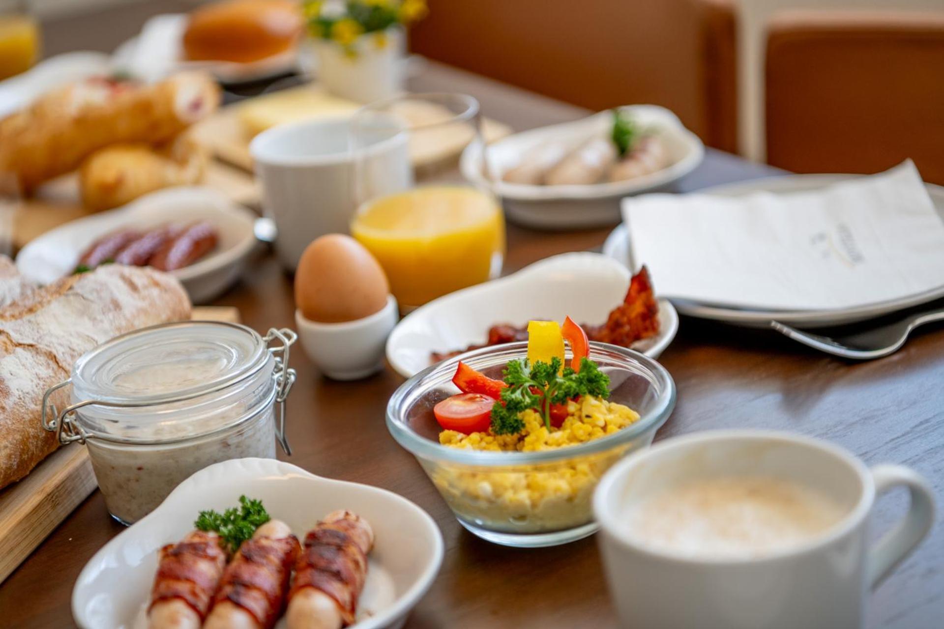 Montela Hotel & Resort - Suiten Saas-Grund Ngoại thất bức ảnh